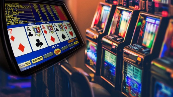 Bermain Poker Slot Anda perlu memahami tahapan Tilt untuk menang