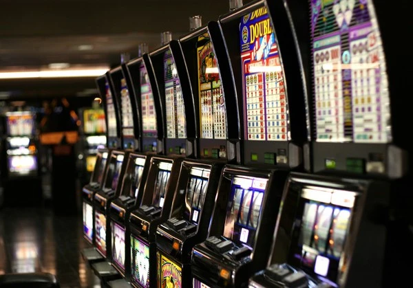 Permainan Kasino Slot: Seni Sensasi yang Bertanggung Jawab