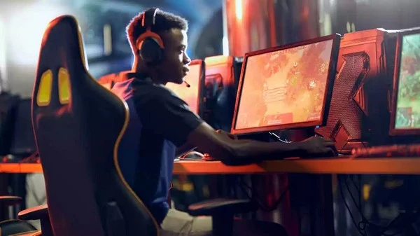 Taruhan Esports: Dari Arena Virtual hingga Hadiah Nyata