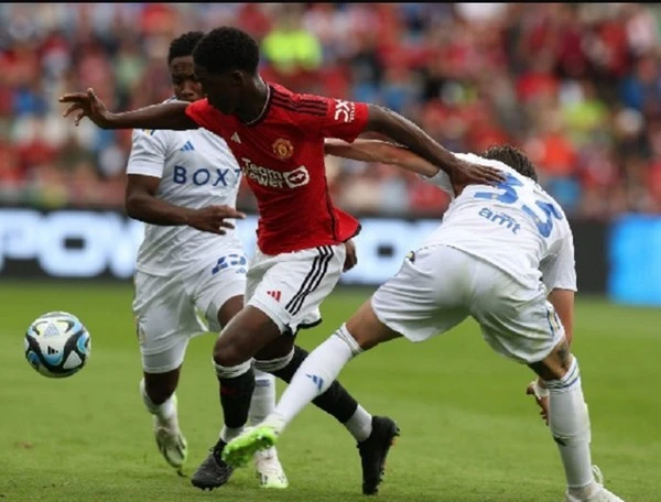 Wawasan Erik ten Hag tentang Peran Awal Kobbie Mainoo Melawan Galatasaray