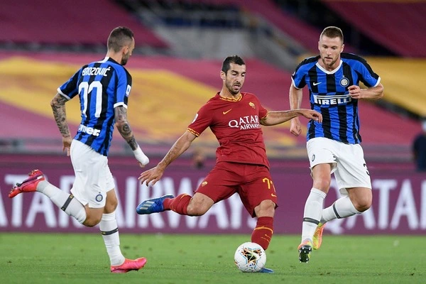 Prediksi Roma vs Inter 00:00 11 Februari Serie A