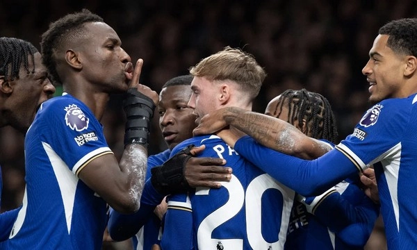 Enzo Maresca dari Chelsea Membela Manajemen Skuad di Tengah Kontroversi Daftar Pemain yang Banyak