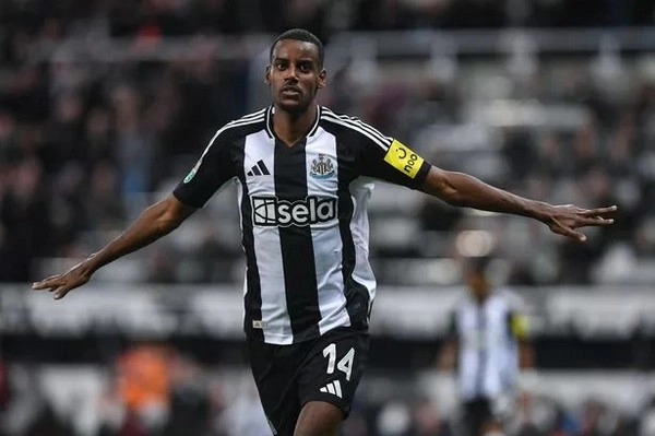 Arsenal Tetap Tertarik pada Alexander Isak di Tengah Spekulasi Transfer